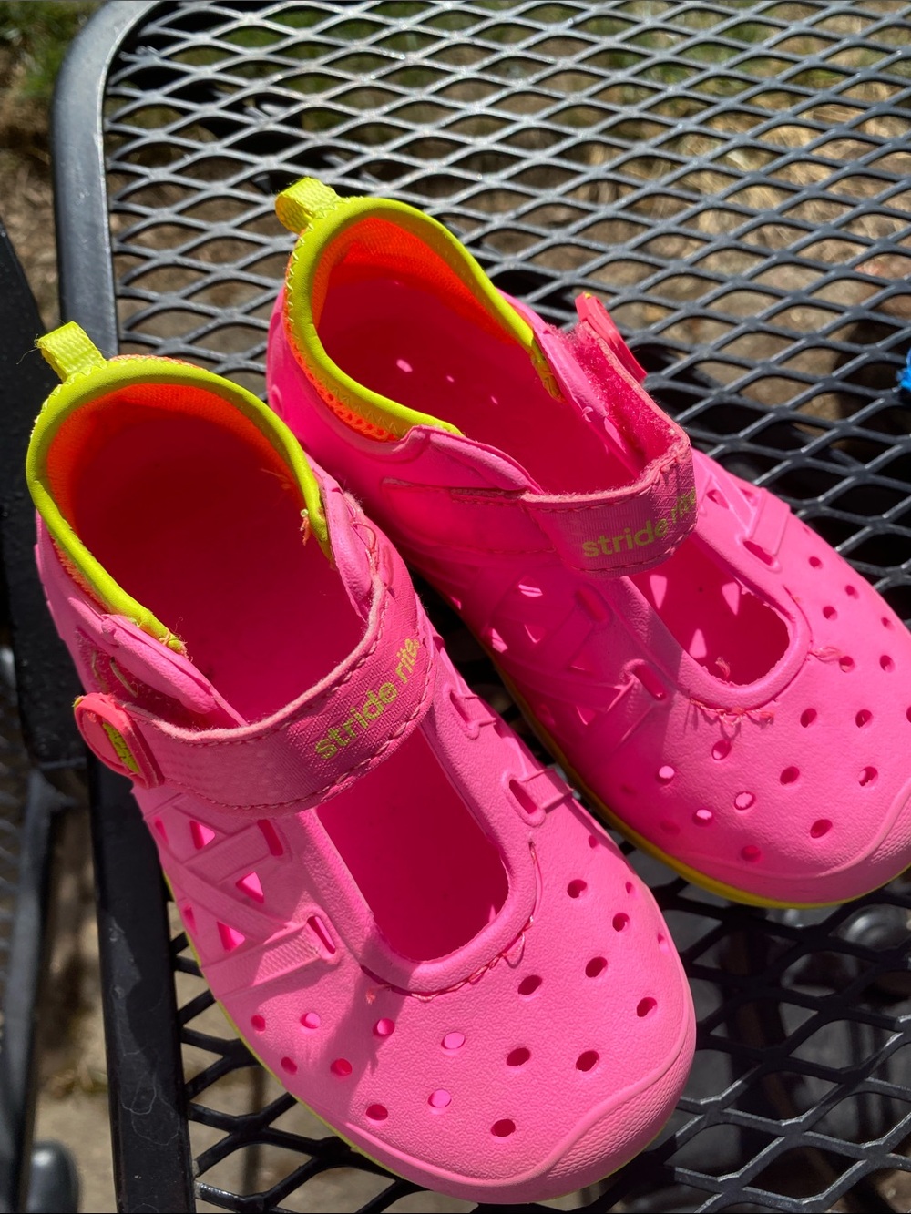 Preowned Stride Rite Bright Pink & Neon Yellow Kids' Water Shoes 8 like new